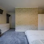 Dom 